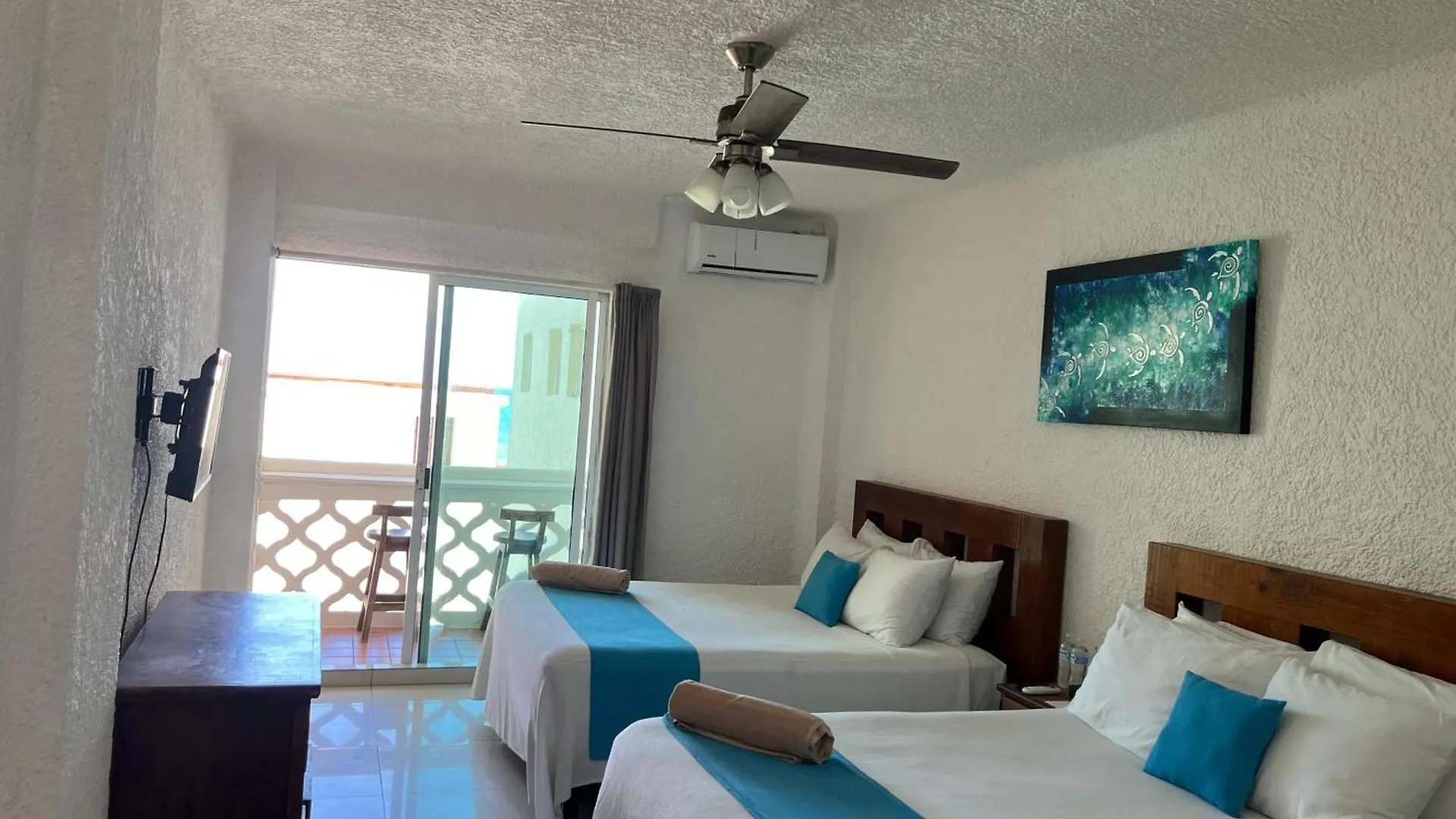 Cancun Plaza Estudios Frente Al Mar 0*,  Meksyk