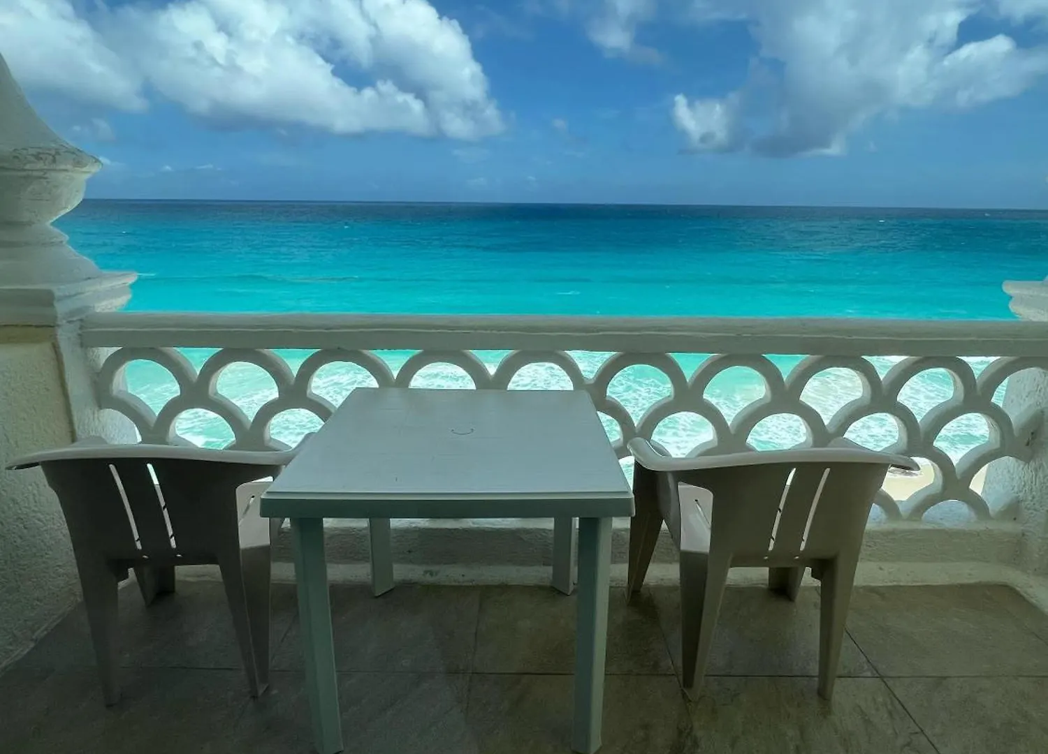 Cancun Plaza Estudios Frente Al Mar 0*,  Mexico