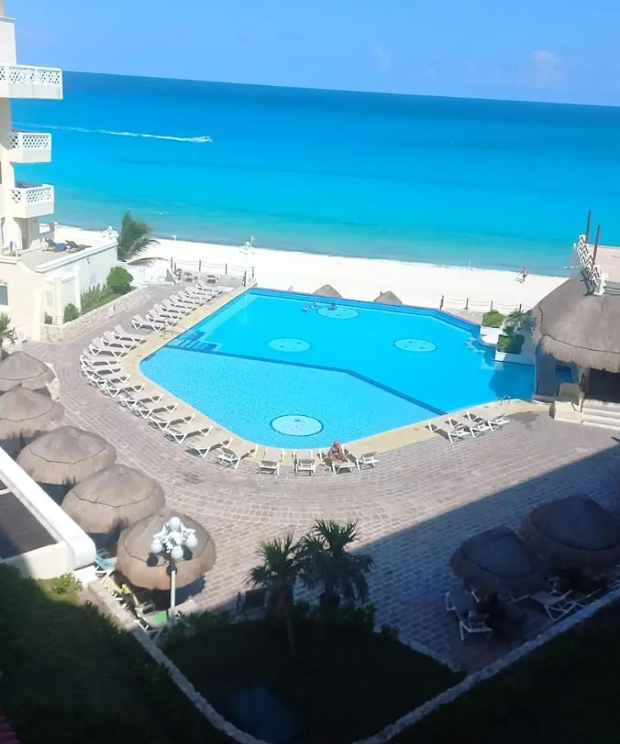 Cancun Plaza Estudios Frente Al Mar
