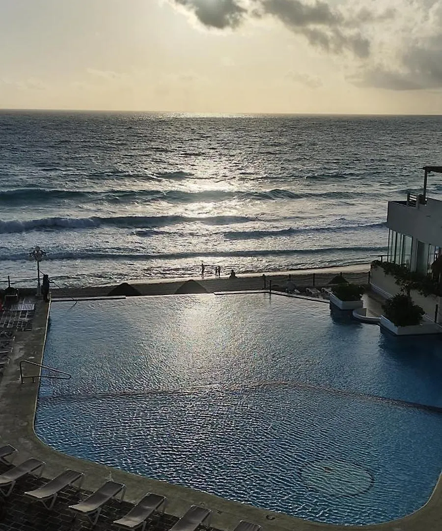 Cancun Plaza Estudios Frente Al Mar Lejlighedshotel